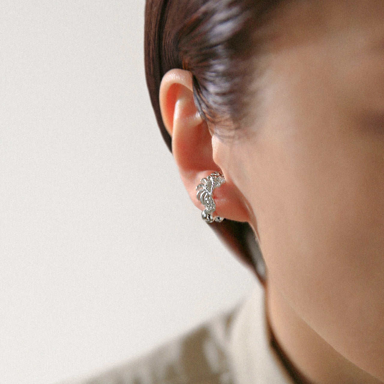 The frozen fruits Earcuff