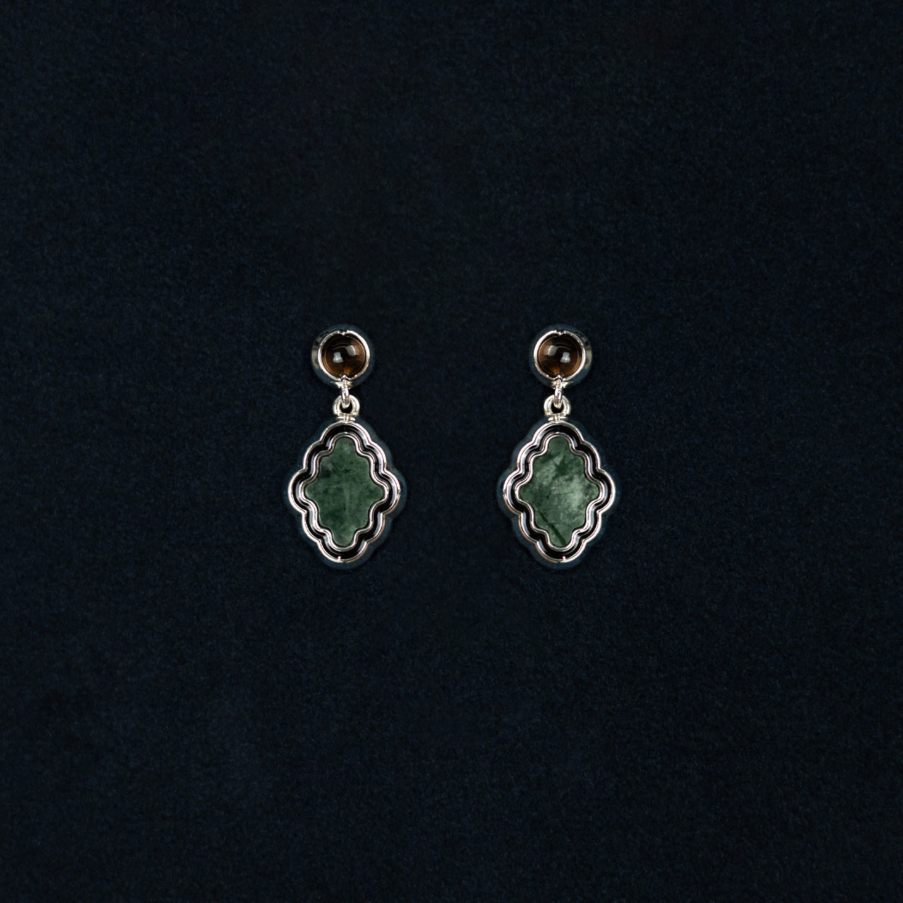 KUSUMA EARRING [DARK GREEN]