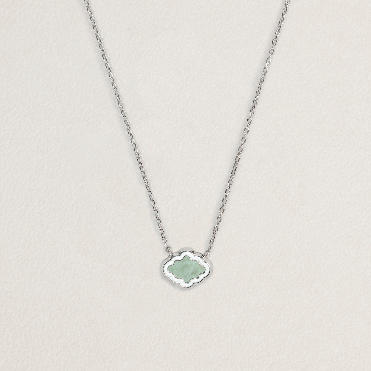 NAVA NECKLACE [LIGHT GREEN]