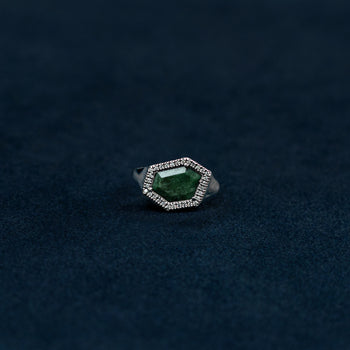 DHURI RING [DARK GREEN]