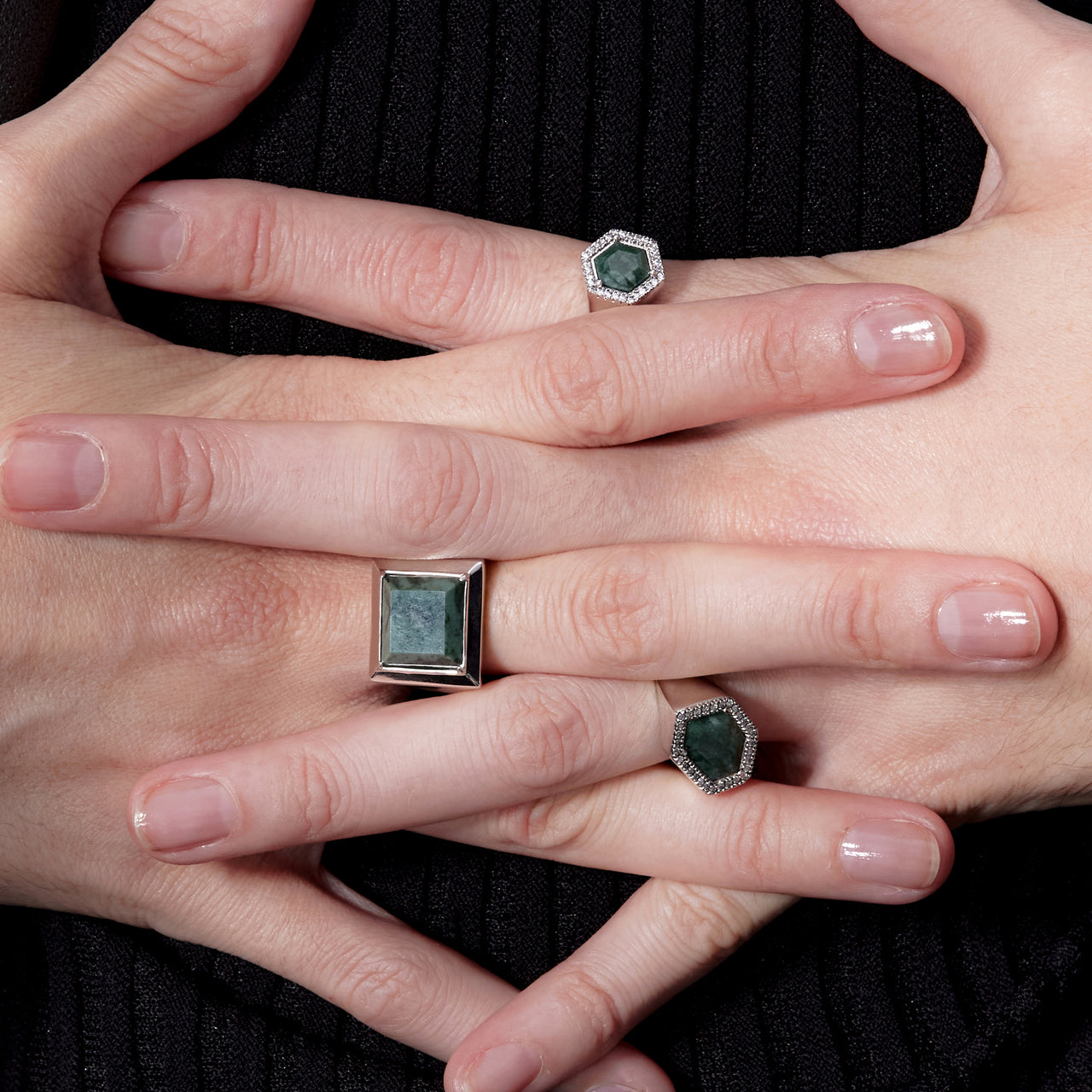 DHURI RING [DARK GREEN]