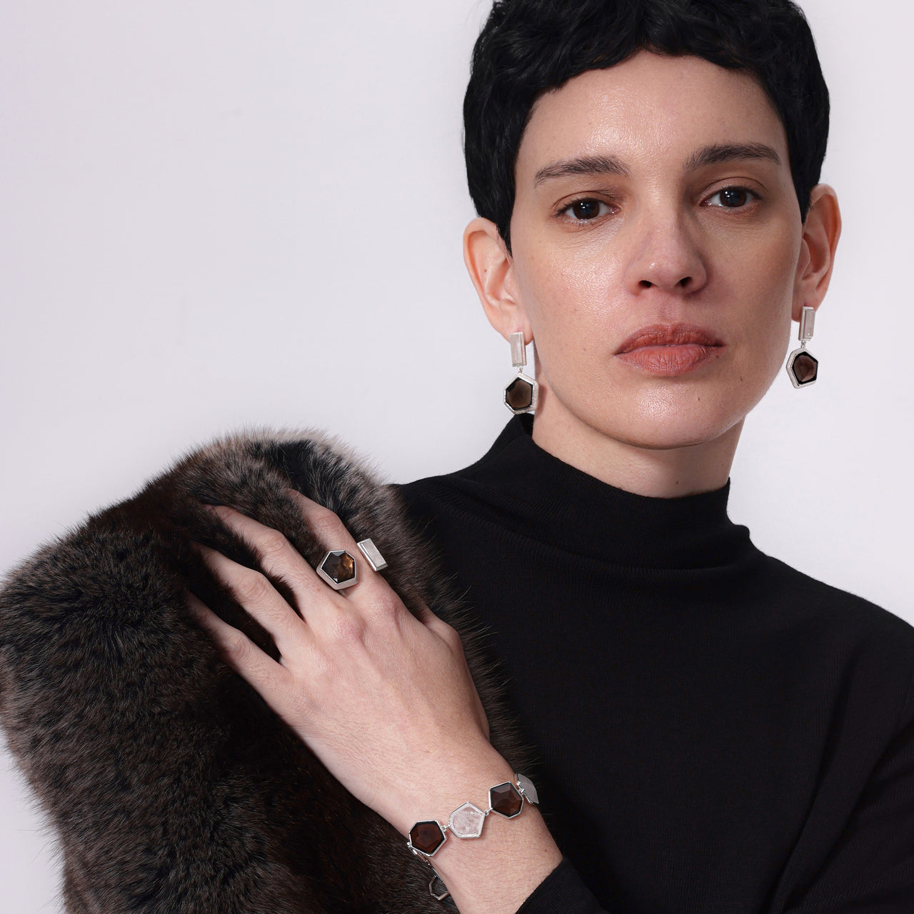 ARUNA OPEN RING [BROWN]