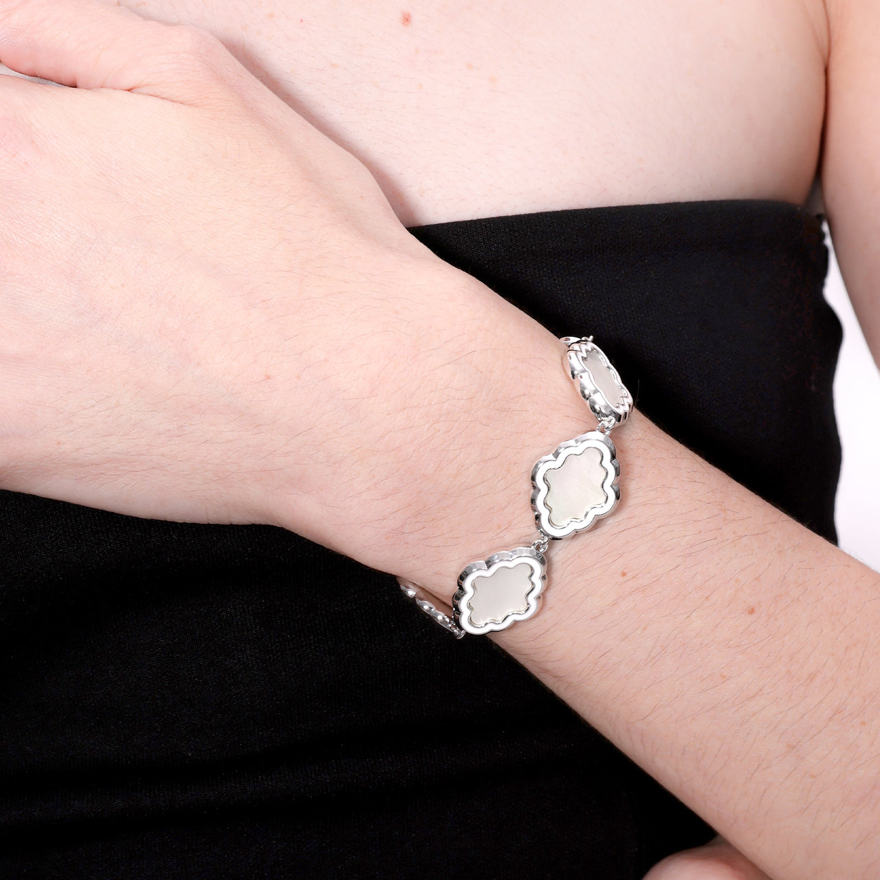NAVA BRACELET [WHITE]