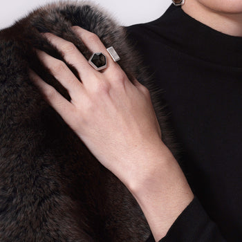 ARUNA OPEN RING [BROWN]
