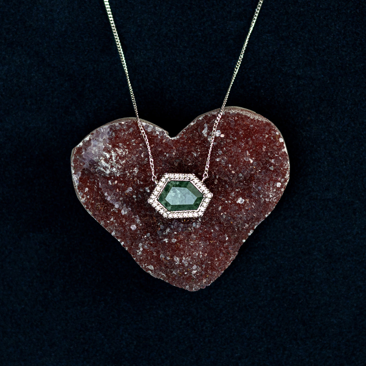 DHURI NECKLACE [DARK GREEN]