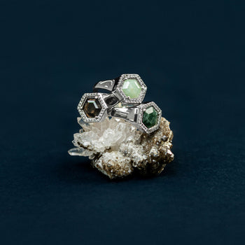 DHURI RING [LIGHT GREEN]