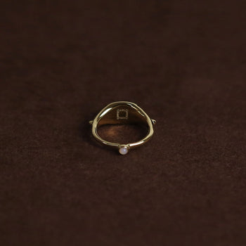 Pheme Ring [White]