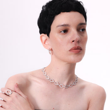 KUSUMA NECKLACE [WHITE]