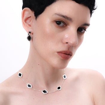 STRI NECKLACE [BLACK]