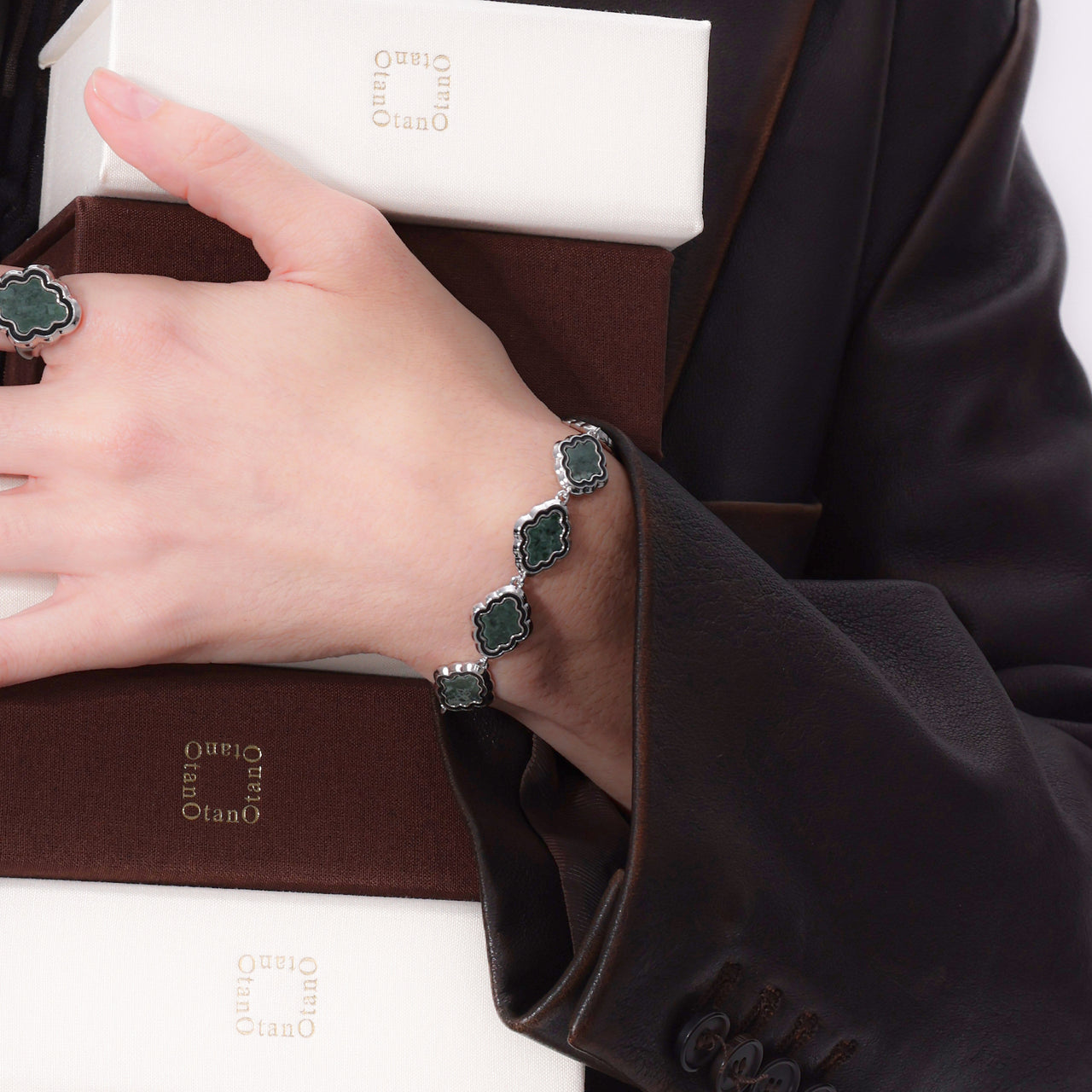 KUSUMA BRACELET [DARK GREEN]